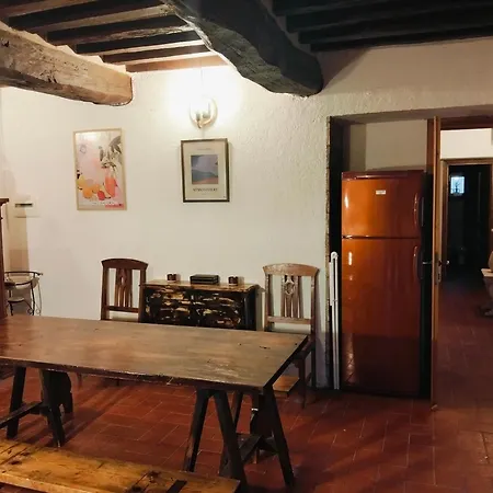 Tudesia Charming House